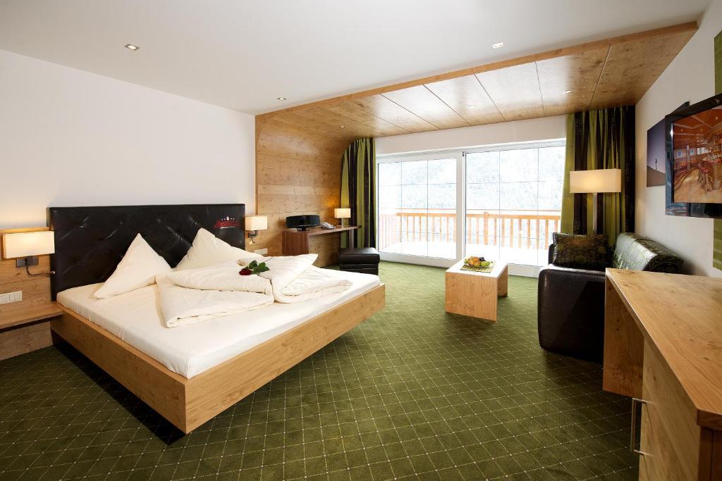 Berg-Spa & Hotel Zamangspitze Санкт-Галленкирх Номер фото